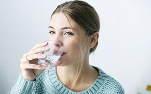 Is It Harmful to Drink Overnight Water?